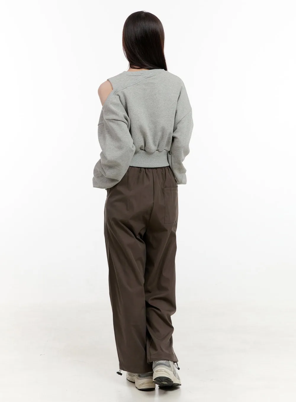 Cut-Out Shoulder Crop Sweatshirt OG429